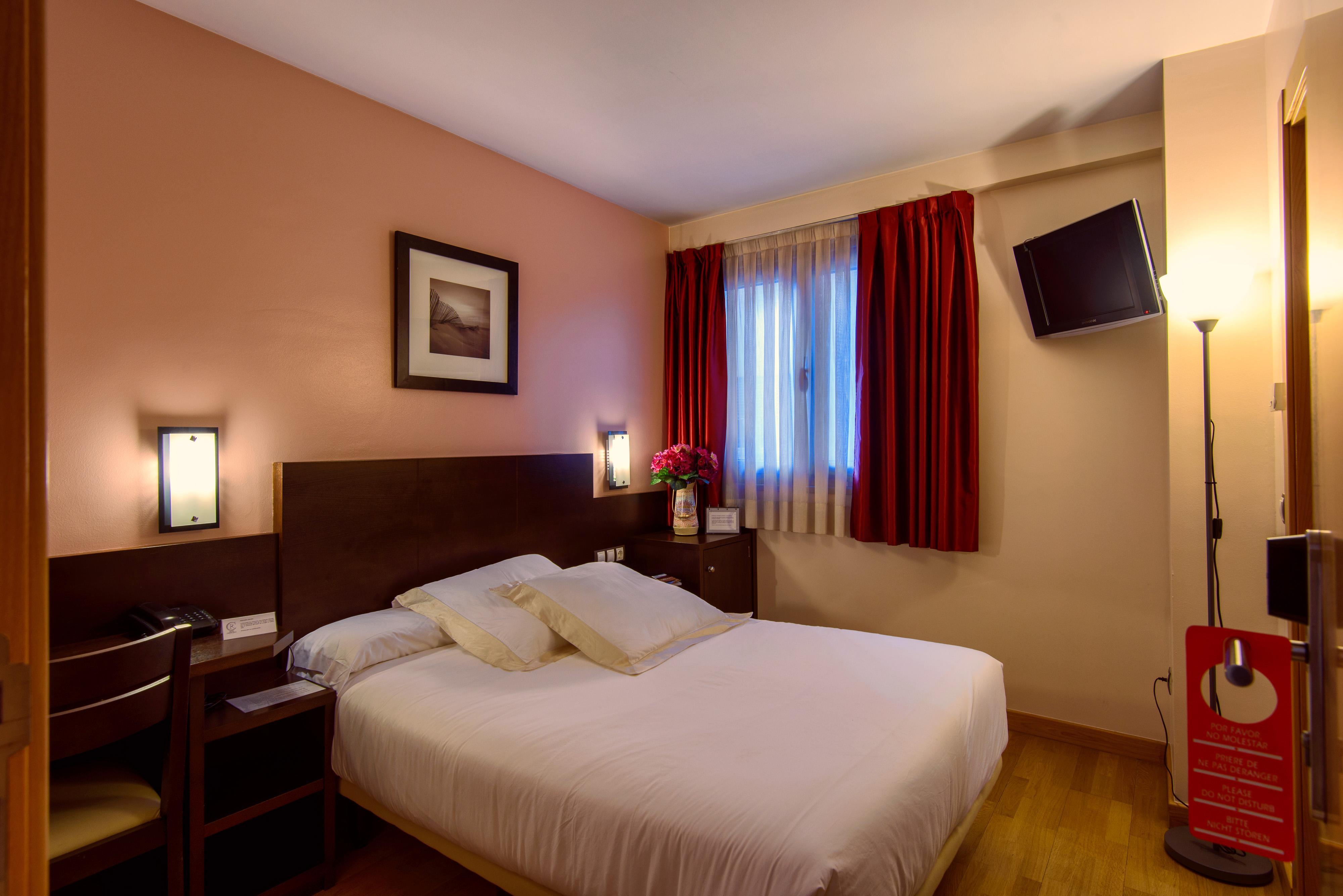 Hotel Castro Real โอเบียโด ภายนอก รูปภาพ